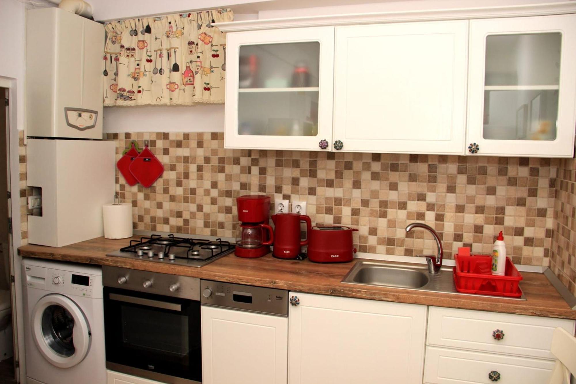 John Residence Apartment Brasov With Parking Option Екстериор снимка