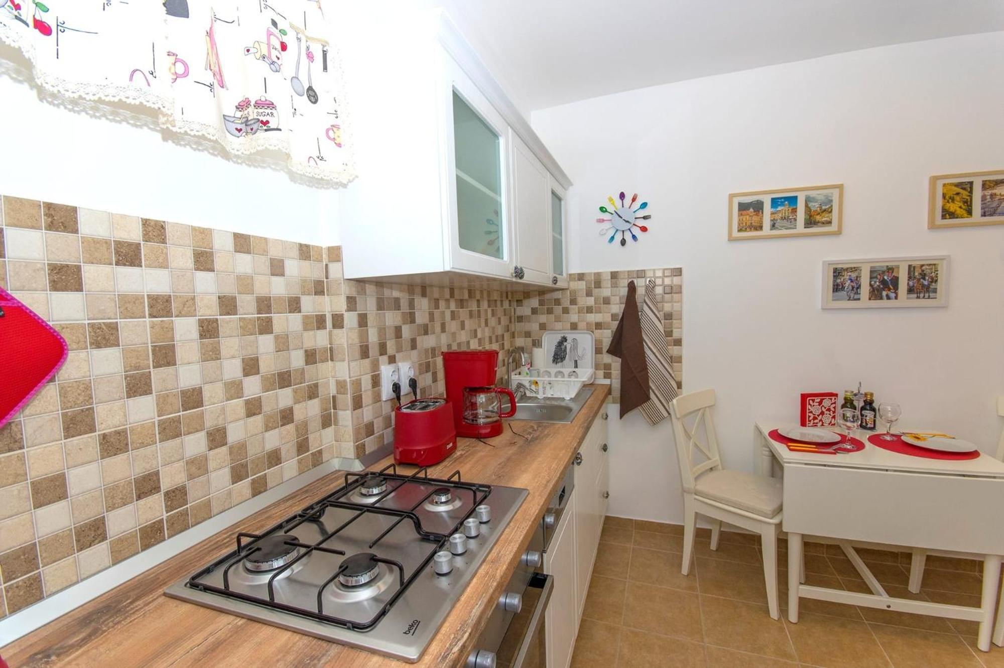 John Residence Apartment Brasov With Parking Option Екстериор снимка