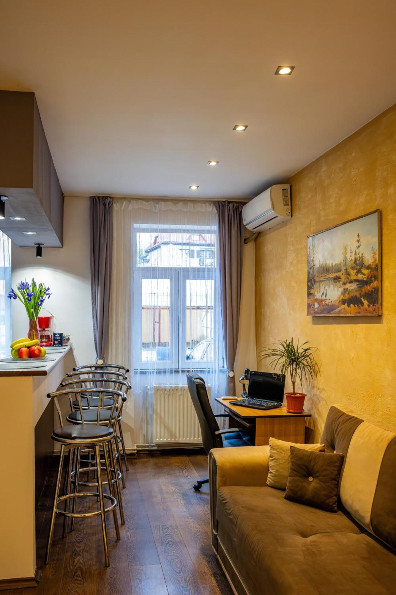 John Residence Apartment Brasov With Parking Option Екстериор снимка